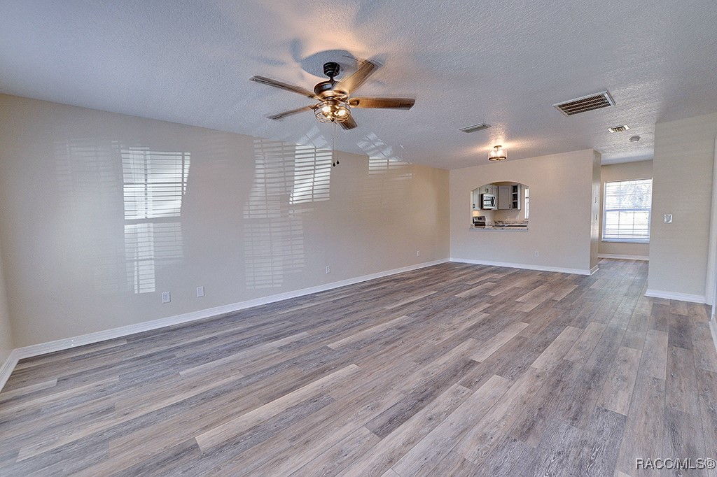 929 N Rembrandt Way #103, Inverness, Florida image 3