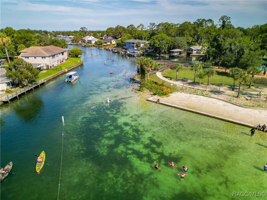 253 NW Bay Path Drive, Crystal River, Florida image 37