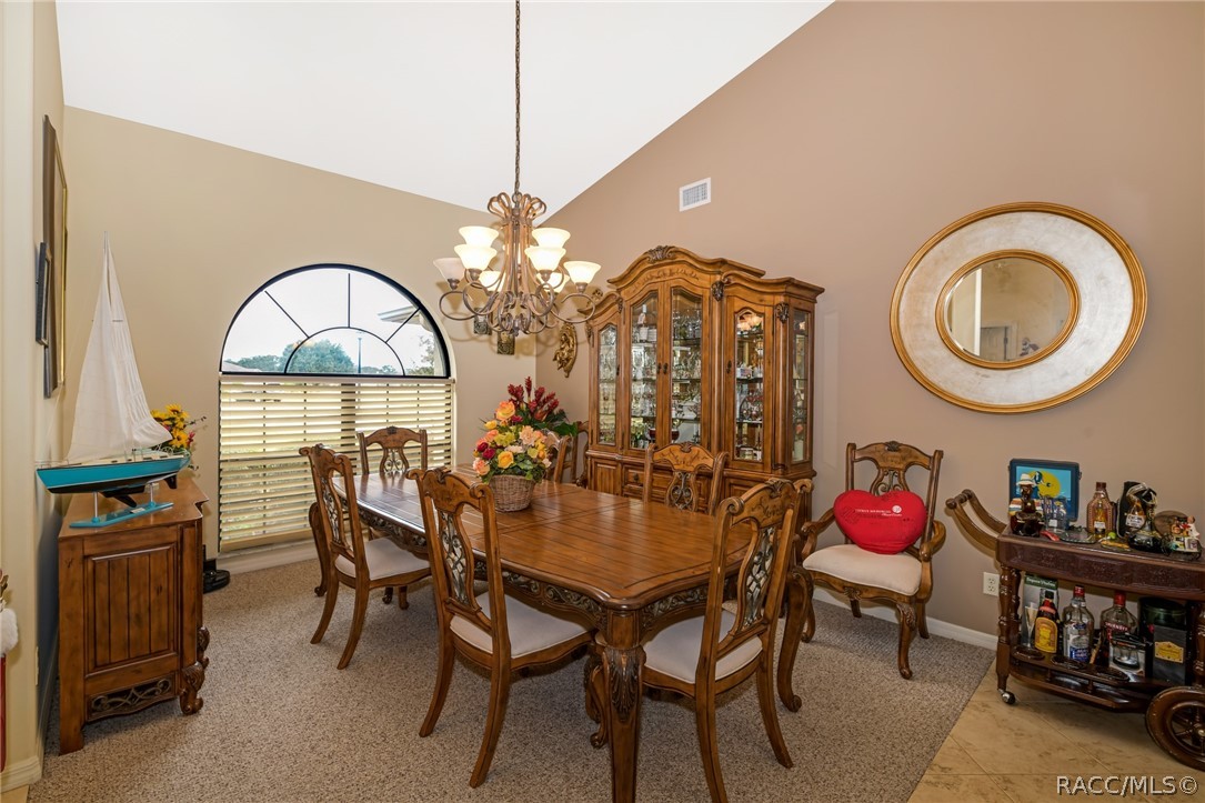 5 Peachwood Point W