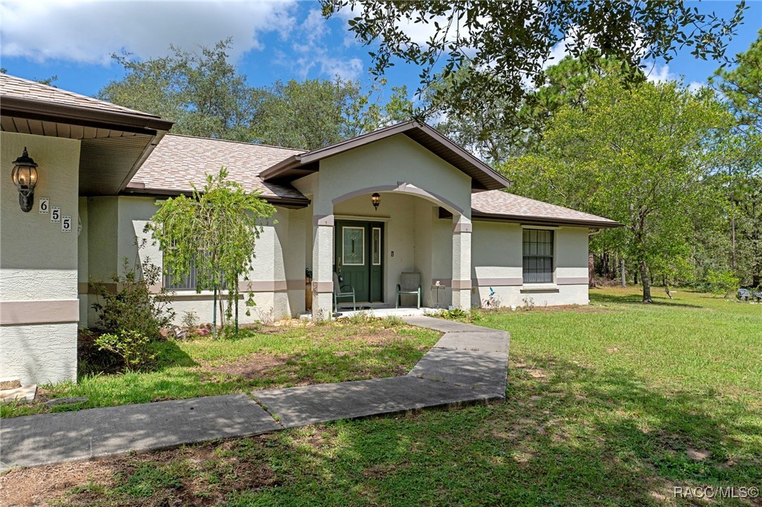 655 N Heathrow Drive