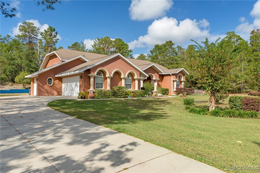 7615 N Firwood Circle, Citrus Springs, Florida image 5