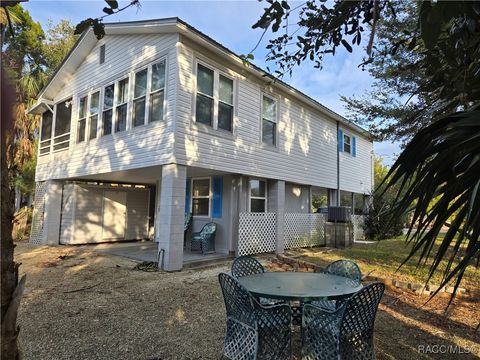 A home in Crystal River