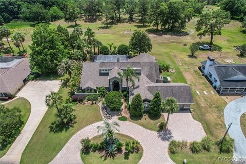 A home in Crystal River