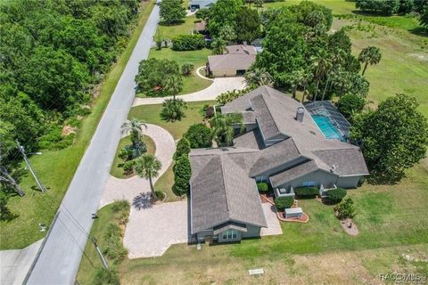 A home in Crystal River