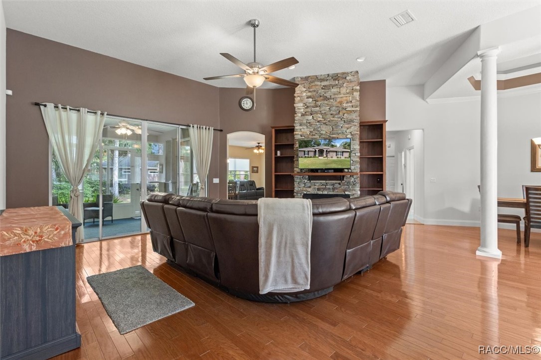 934 W Maximilian Place, Citrus Springs, Florida image 7