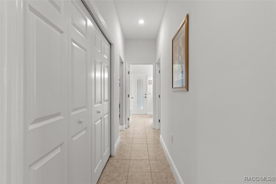934 W Maximilian Place, Citrus Springs, Florida image 27