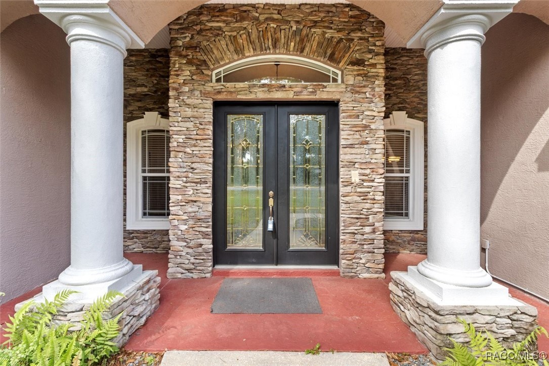 934 W Maximilian Place, Citrus Springs, Florida image 5