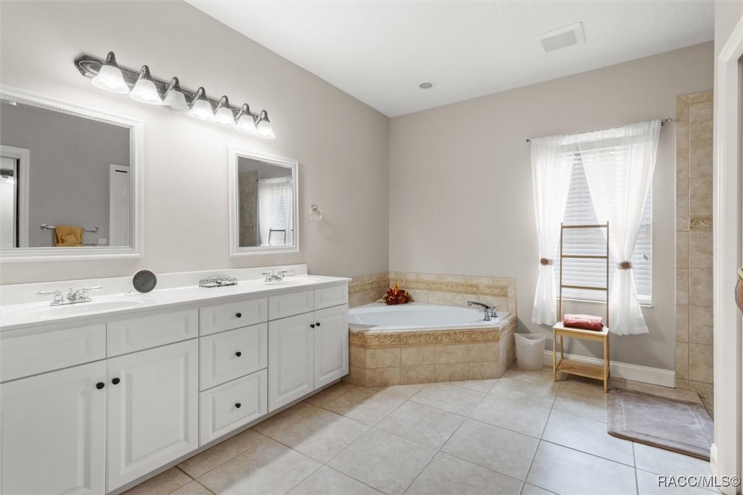 934 W Maximilian Place, Citrus Springs, Florida image 23