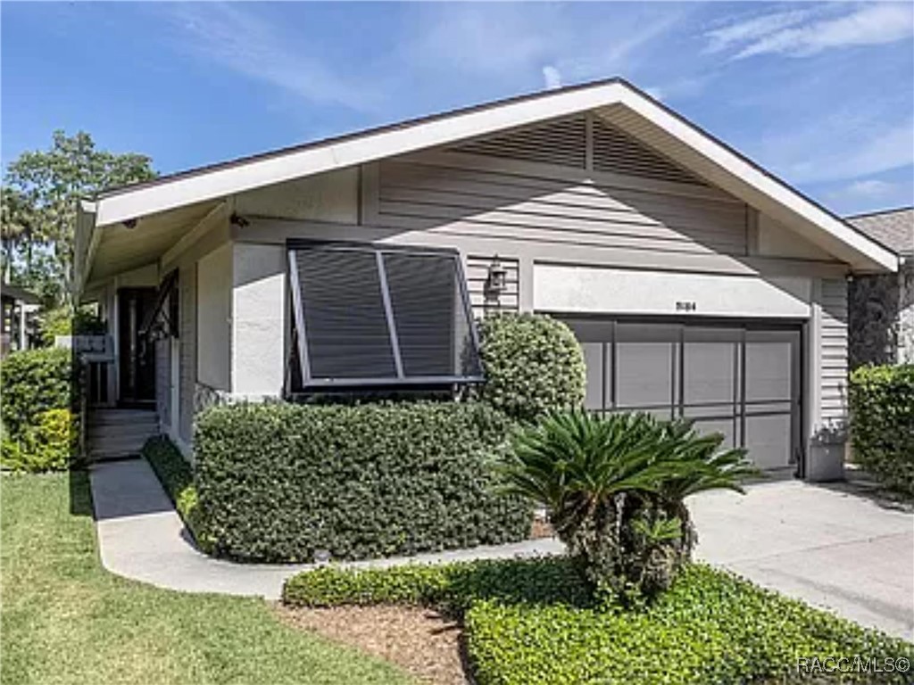 5184 S Riverview Circle