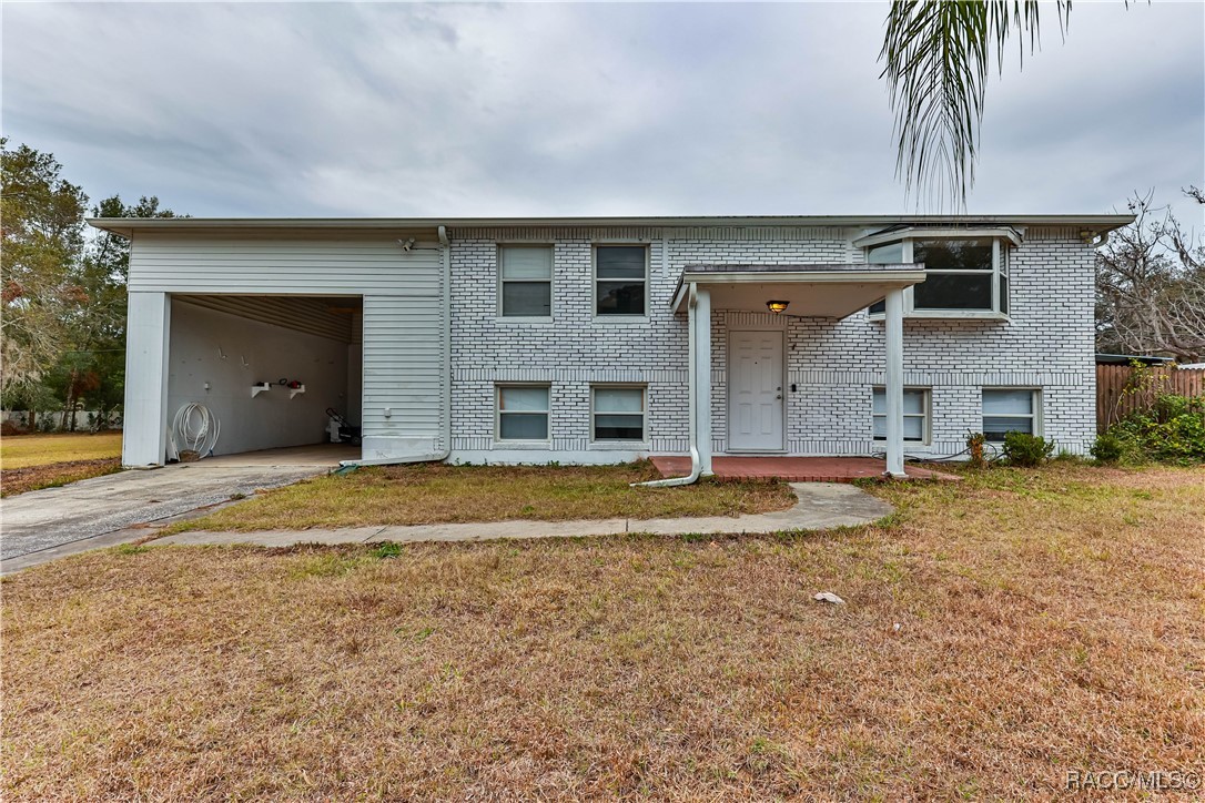 838 S Rooks Avenue, Inverness, Florida image 1