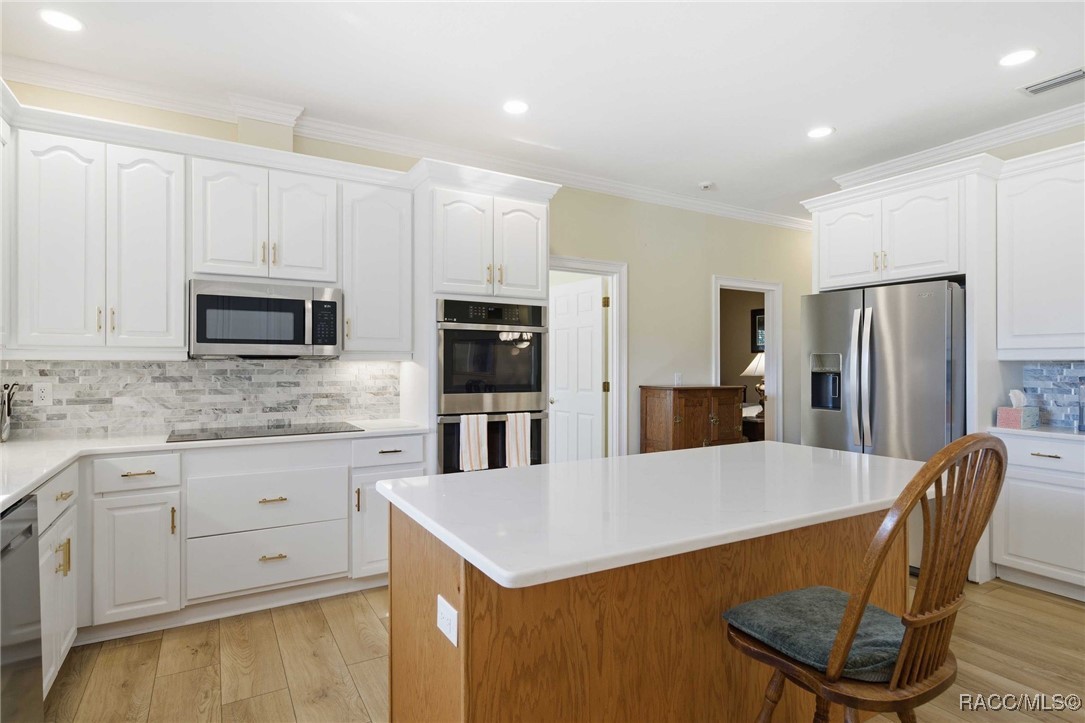 1200 N Annapolis Avenue