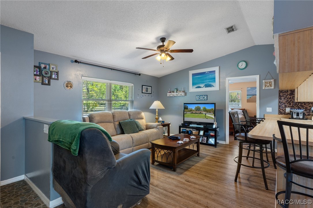 8098 W Longfellow Street, Homosassa, Florida image 2