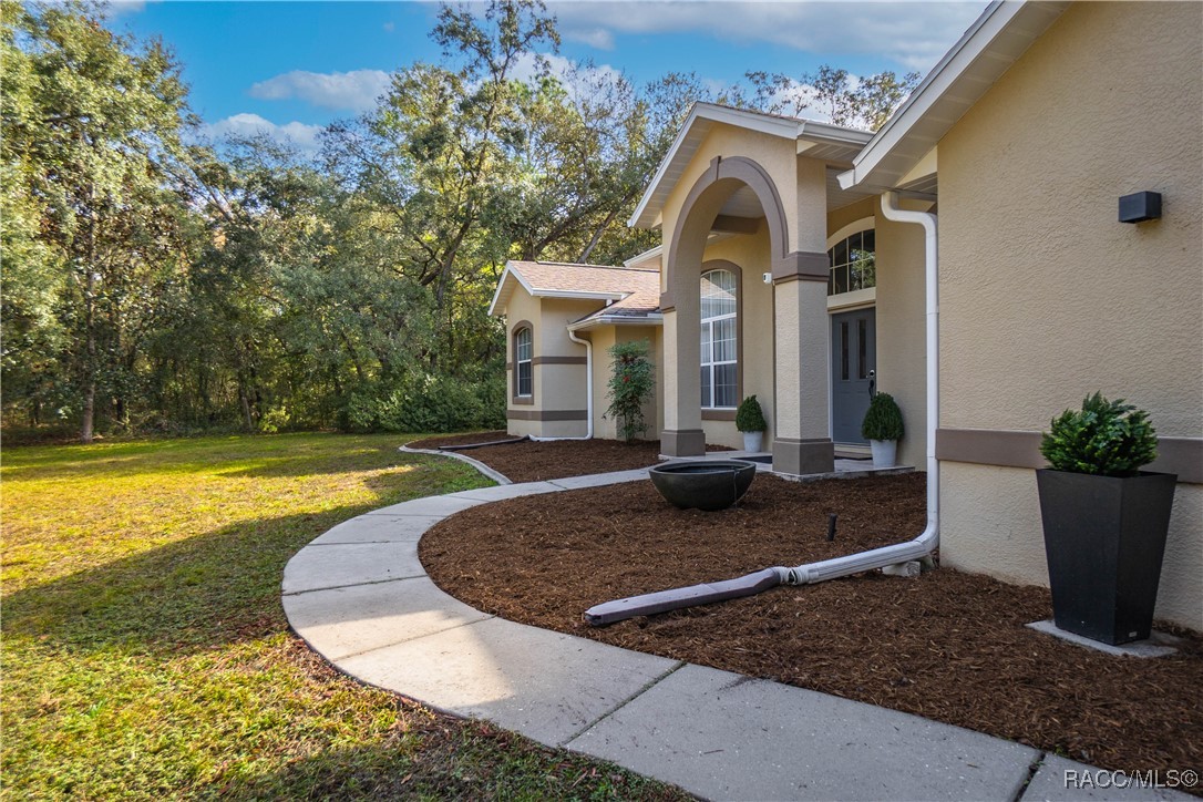 1874 W Pearson Street