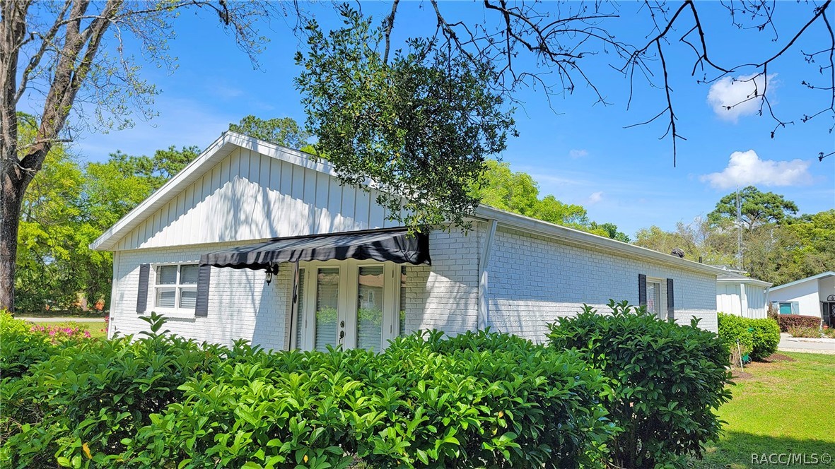 29 Jamaica Street, Homosassa, New York image 9