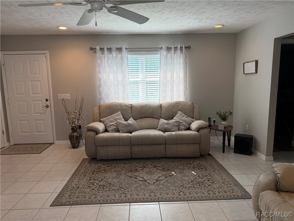 2065 W Deer Trail Lane