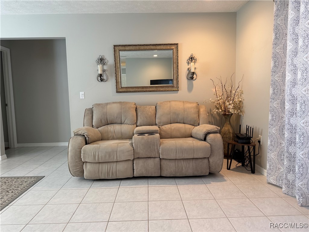 2065 W Deer Trail Lane