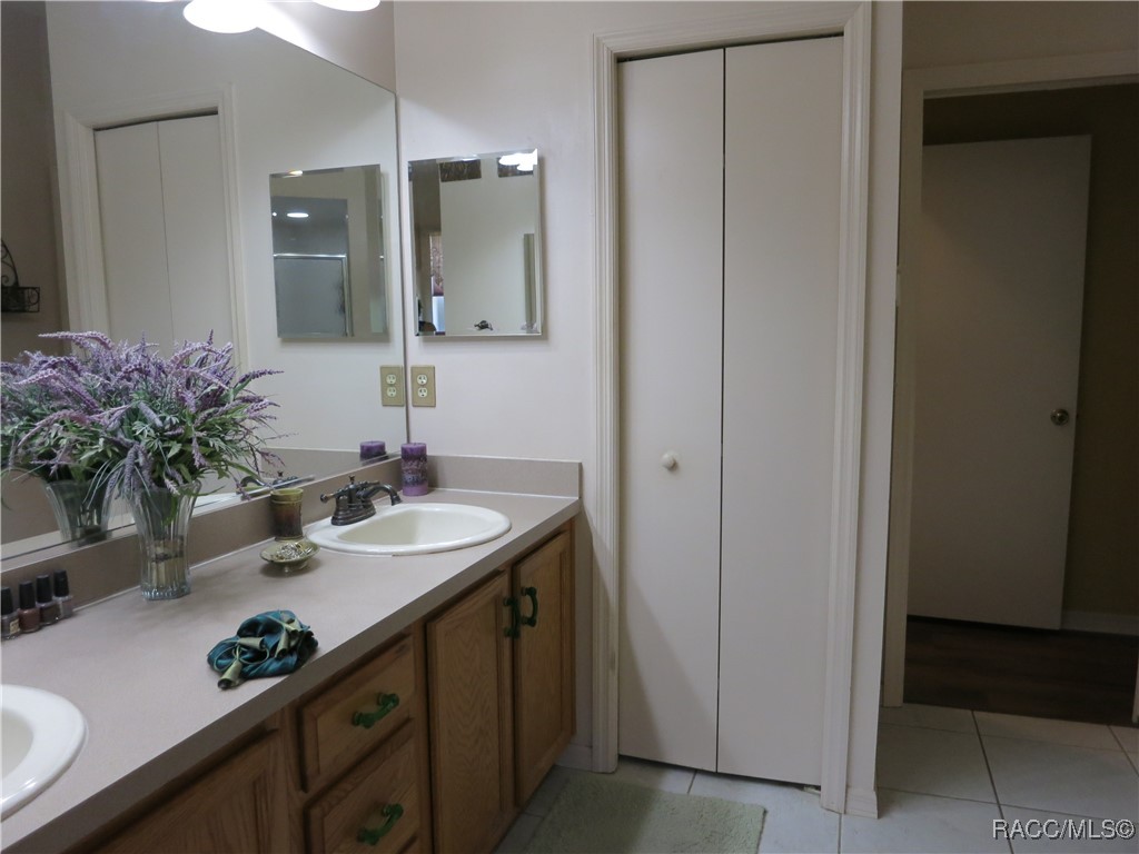 1799 W Shanelle Path, Lecanto, New York image 45