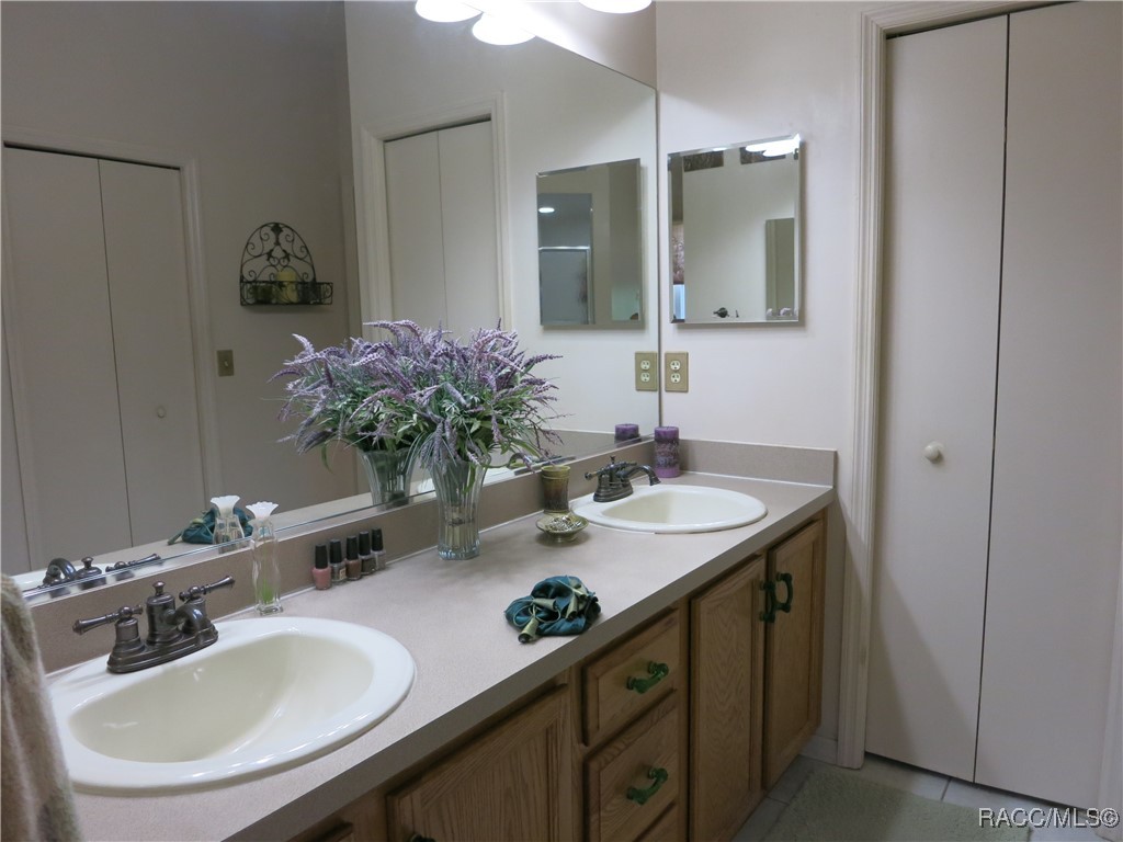 1799 W Shanelle Path, Lecanto, New York image 44