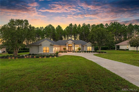 Homes For Sale - 104 E Atlantic Street<br/> Citrus County, Hernando, FL 34442