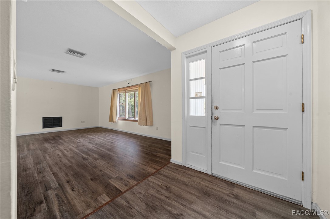 61 Cypress Boulevard, Homosassa, Florida image 2