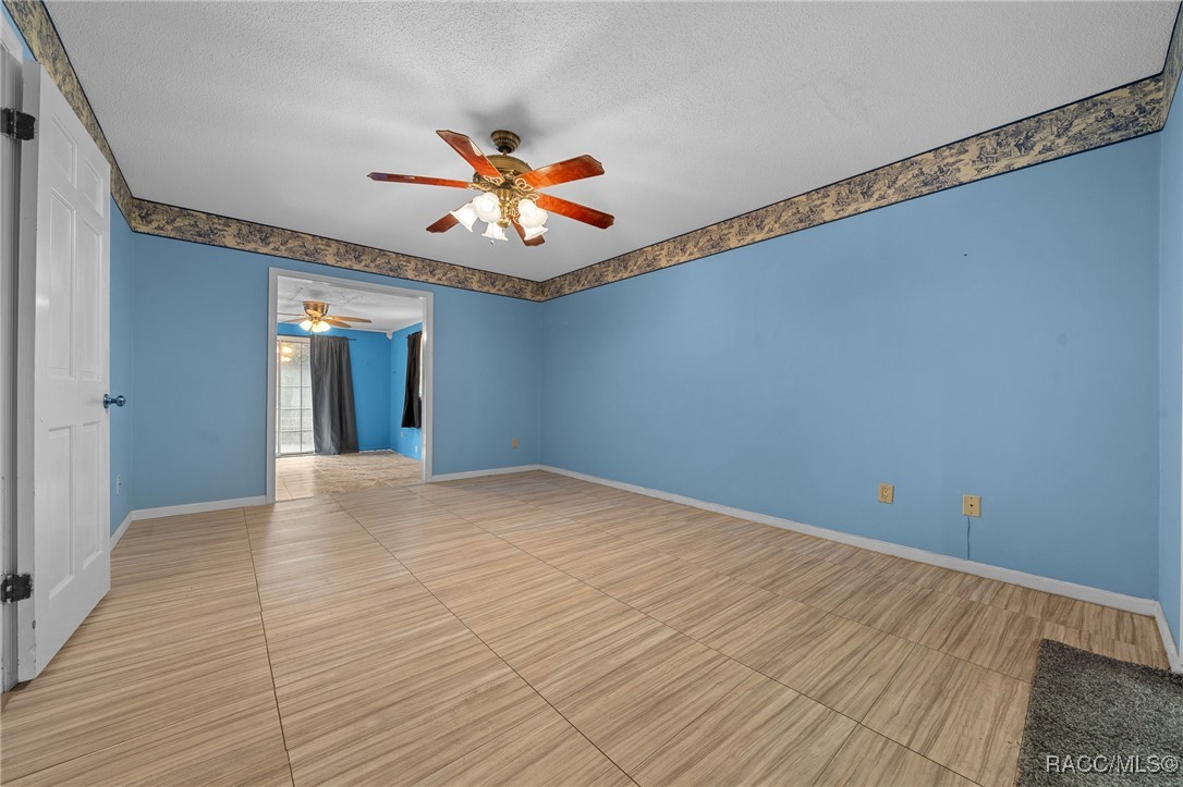 61 Cypress Boulevard, Homosassa, Florida image 9