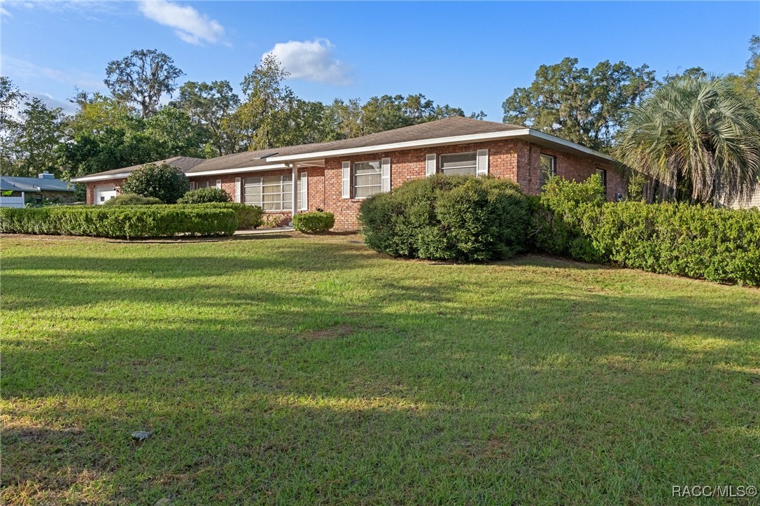 1816 Kimberly Lane, Inverness, Florida image 2