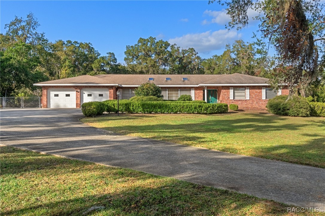 1816 Kimberly Lane, Inverness, Florida image 1