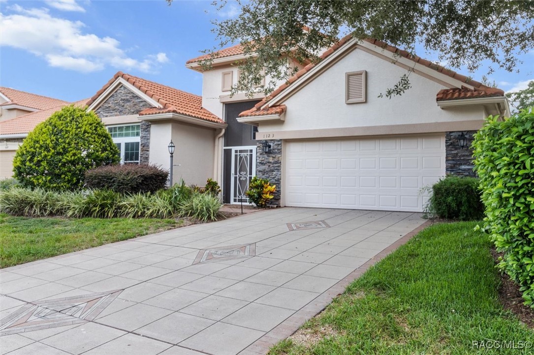 1123 W Skyview Landings Drive