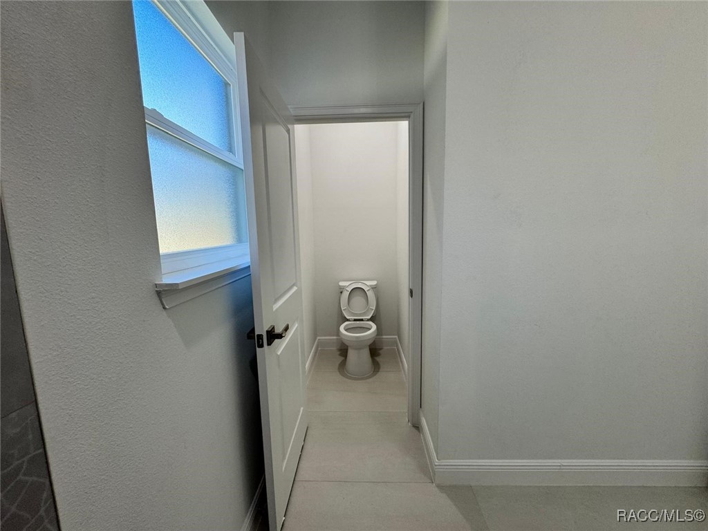 8451 N Saxon Way, Citrus Springs, Florida image 12