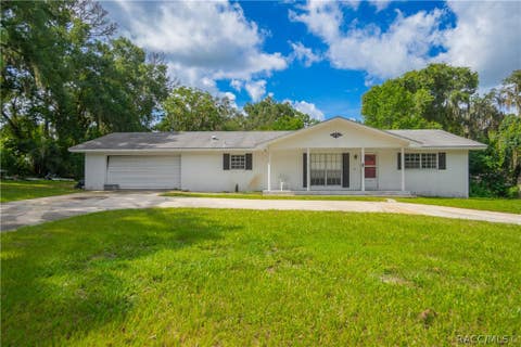 Homes For Sale - 4770 E Dartmouth Lane<br/> Hernando, FL 34442