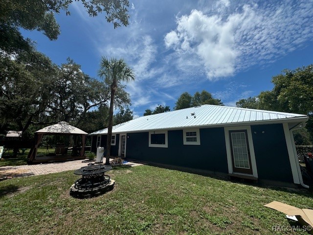 8129 N SHILLELAGH Avenue