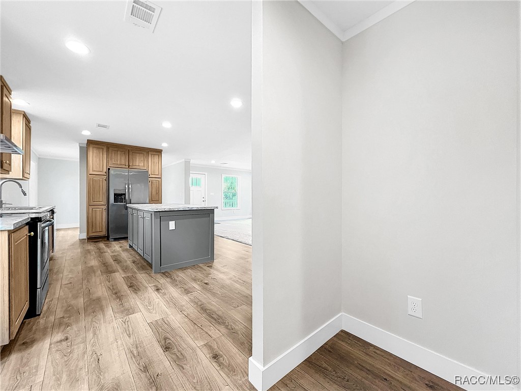 2213 E Fox Crossing Lane, Inverness, New York image 33