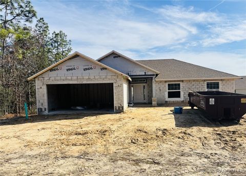 A home in Citrus Springs