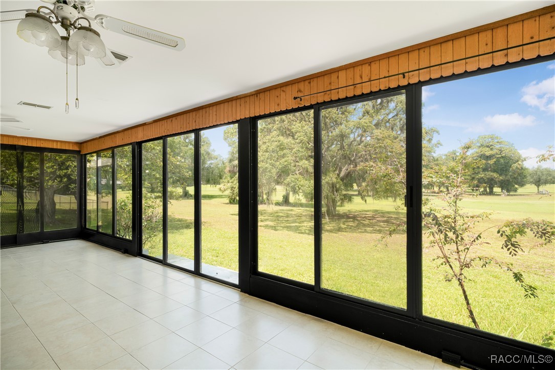 8831 E Sandpiper Drive, Inverness, Florida image 23