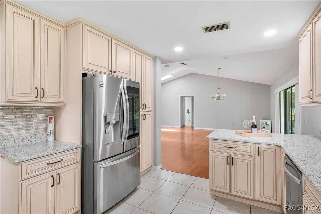 8831 E Sandpiper Drive, Inverness, Florida image 20