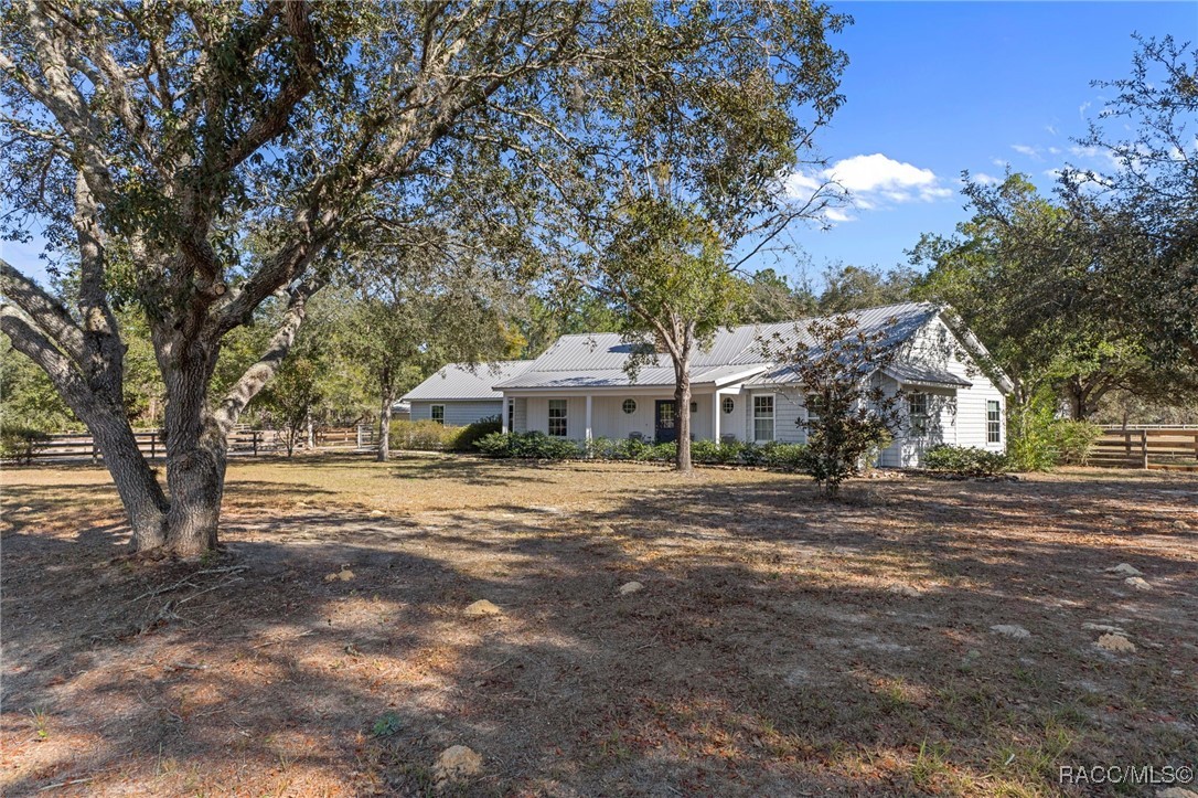 4210 W Horseshoe Drive