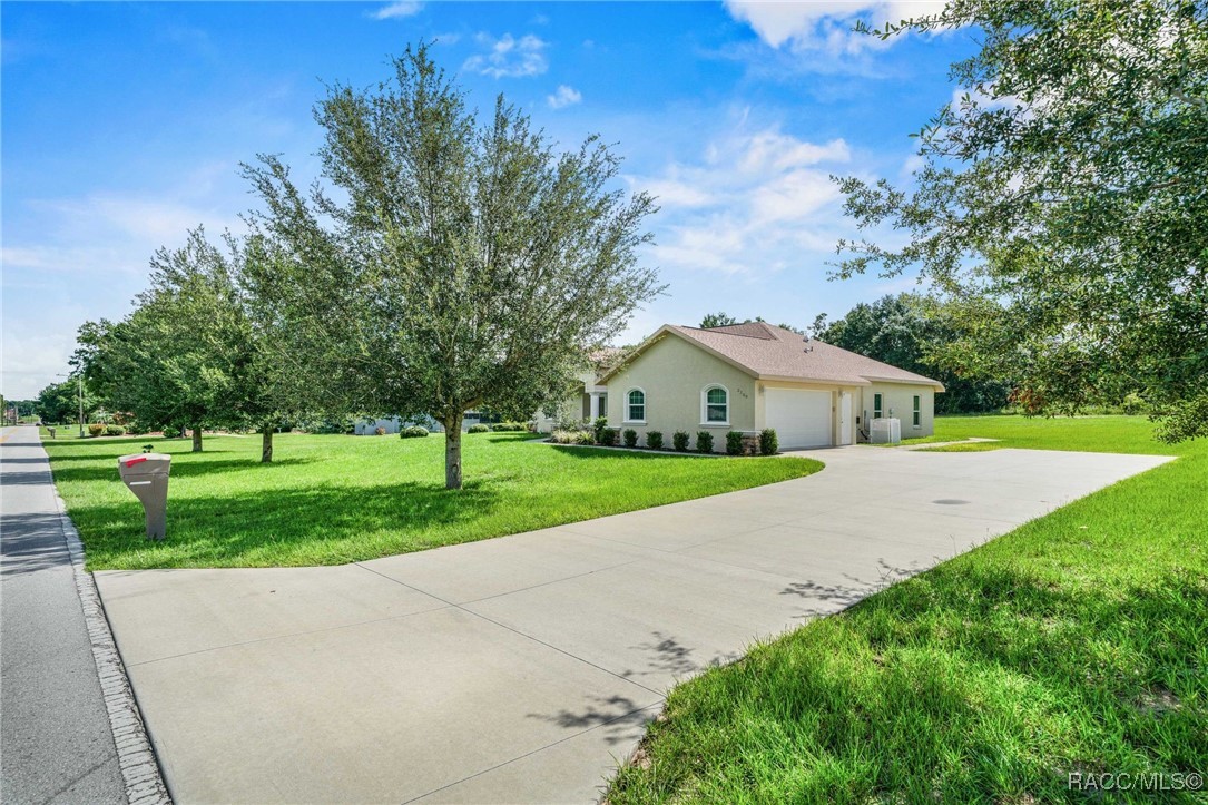 2209 N Annapolis Avenue