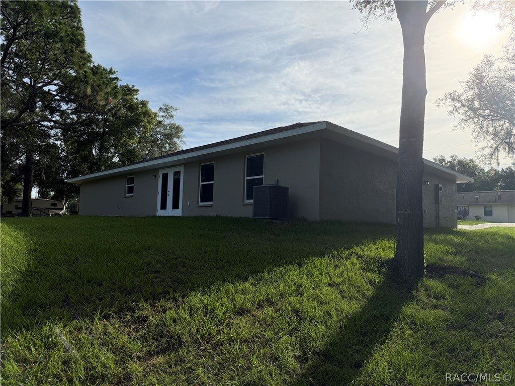 729 Drake Avenue