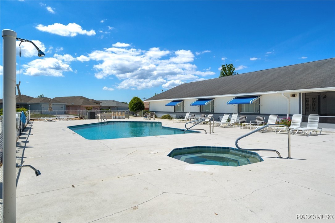 10541 S Drew Bryant Circle, Floral City, New York image 34