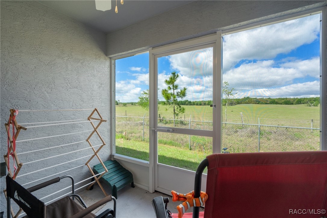 10541 S Drew Bryant Circle, Floral City, New York image 25