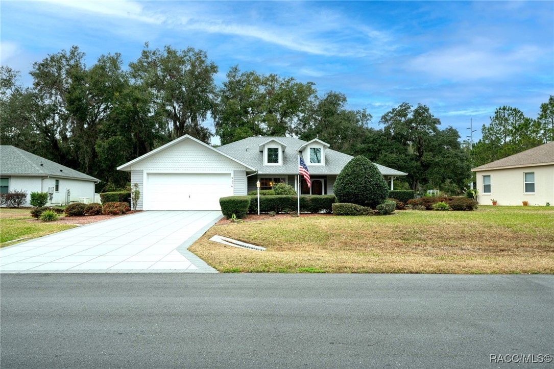 3176 N Canterbury Lake Drive, Hernando, Florida image 1