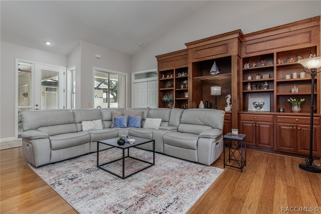 3099 N Barton Creek Circle