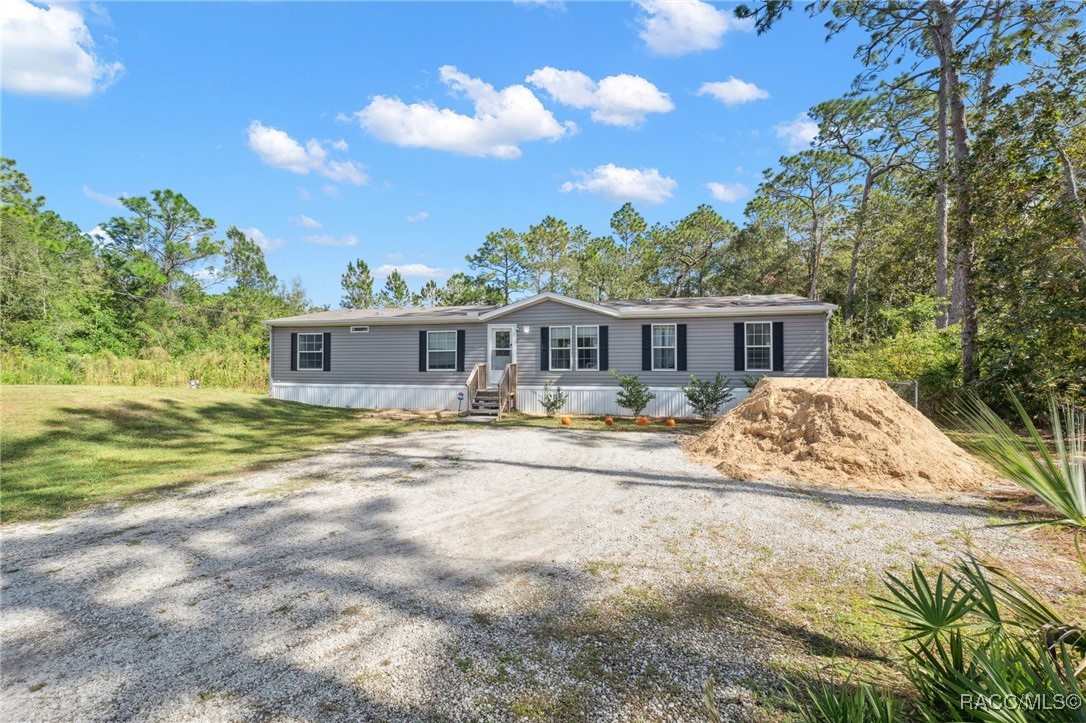3231 S Alabama Avenue, Homosassa, New York image 3