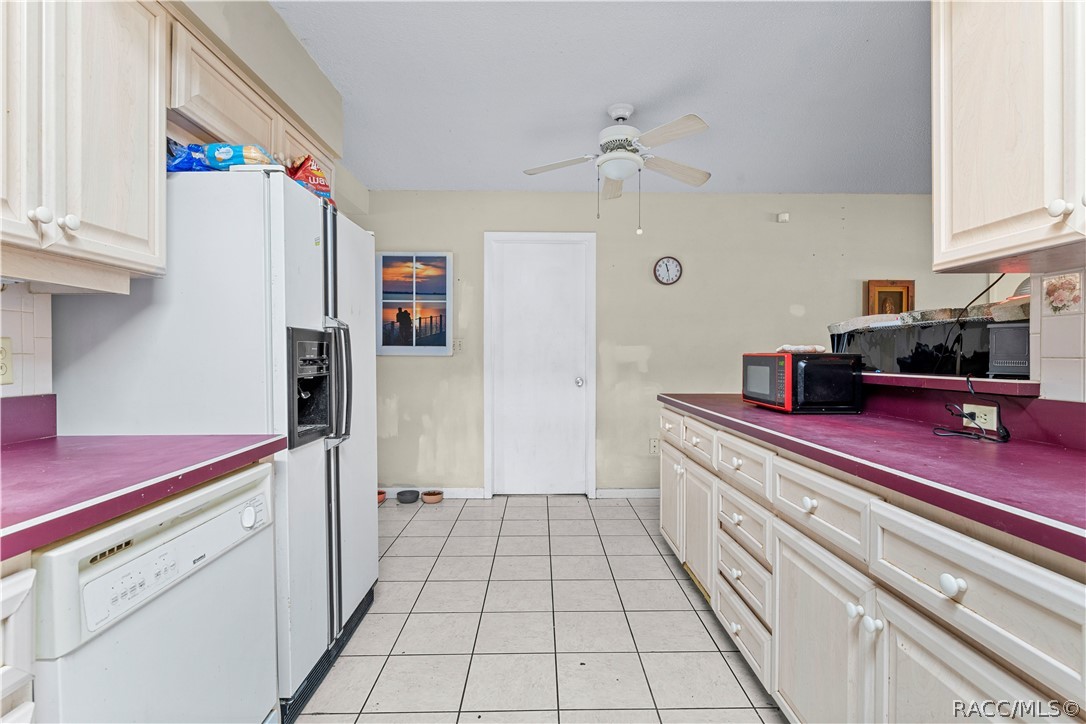 1236 NE 3rd Street, Crystal River, Florida image 11