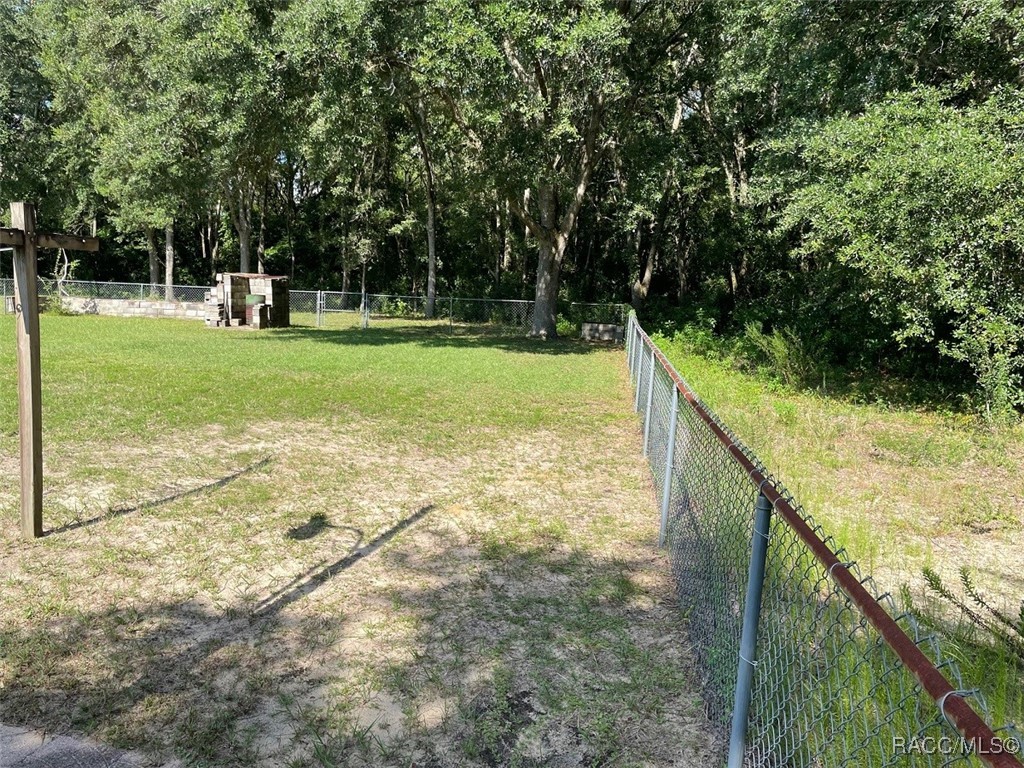 20225 SW Beach Boulevard, Dunnellon, Florida image 16