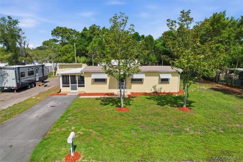 Homes For Sale - 5131 S Manatee Terrace<br/> Citrus County, Homosassa, FL 34446