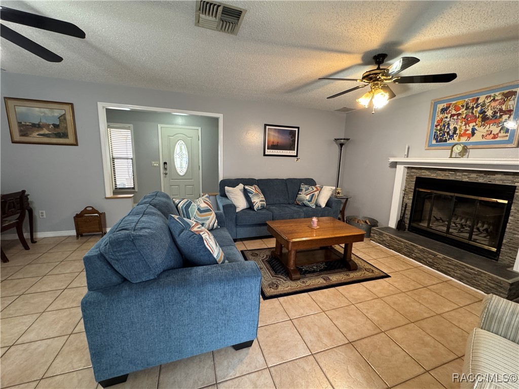 9341 W Turnberry Loop, Crystal River, Florida image 6