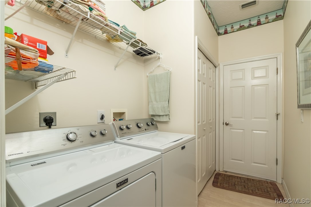61 E Falconry Court, Hernando, New York image 35