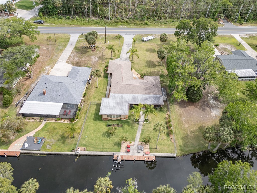 10039 W Halls River Road