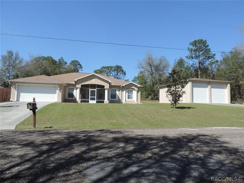 A home in Dunnellon